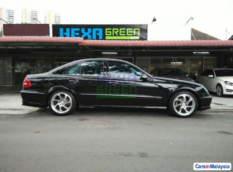 Mercedes Benz E240 Automatic 2005 in Penang