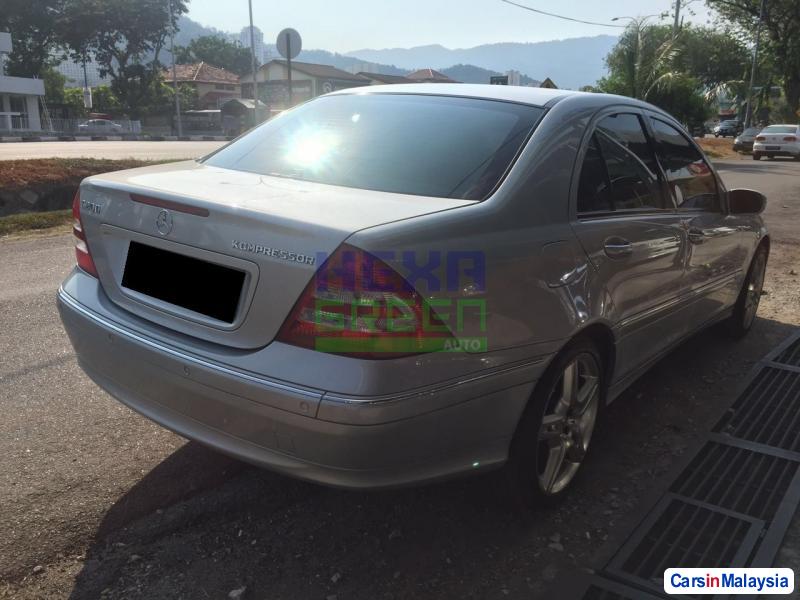 Mercedes Benz C-Class Automatic - image 3