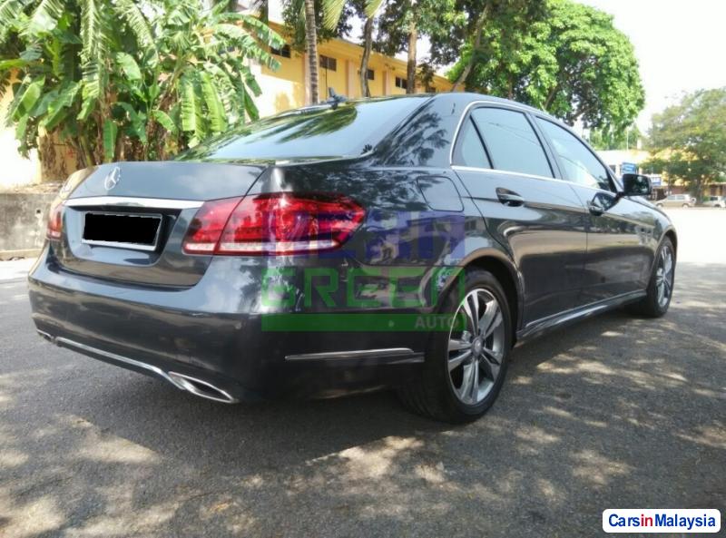 Mercedes Benz E200 CGI Automatic 2014 in Penang