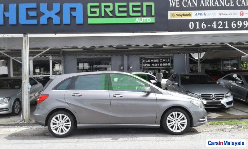Mercedes Benz B200 Automatic 2013 in Penang