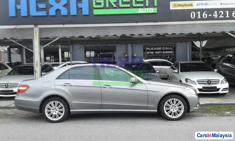 Mercedes Benz E200 CGI Automatic 2010 in Penang