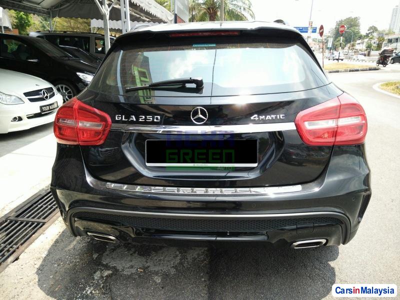 Mercedes Benz GLA250 Automatic 2015 in Malaysia