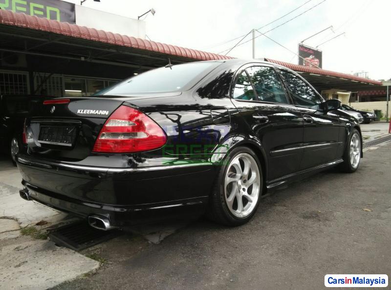 Mercedes Benz E240 Automatic 2005 in Malaysia