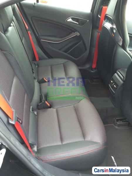 Mercedes Benz A-Class Automatic 2015 - image 5