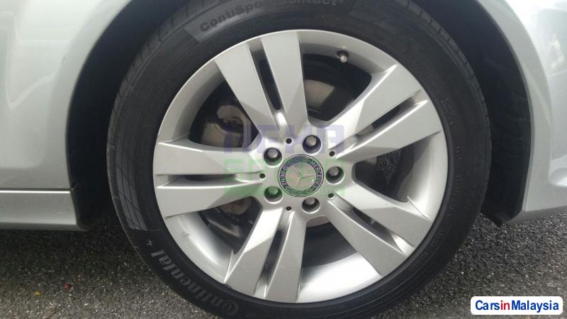 Mercedes Benz C-Class 2012 - image 5