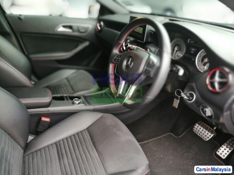 Mercedes Benz A-Class Automatic 2014 - image 6