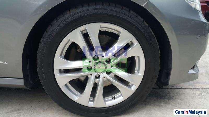 Mercedes Benz E300 Automatic 2010 in Penang - image