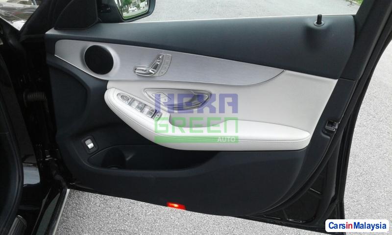 Mercedes Benz C-Class Automatic 2016 - image 7
