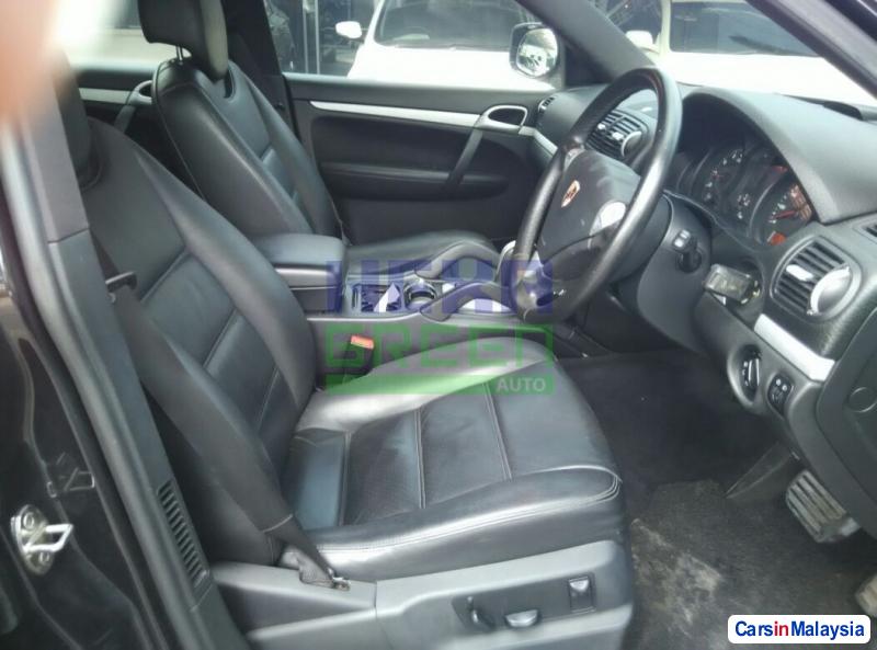 Porsche Cayenne Automatic 2008 - image 8