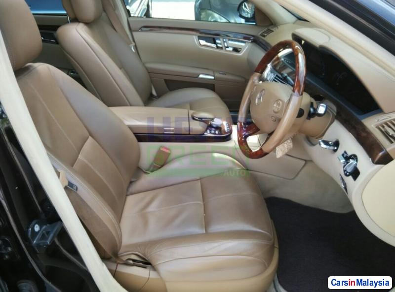 Mercedes Benz S300 Automatic 2007 - image 8