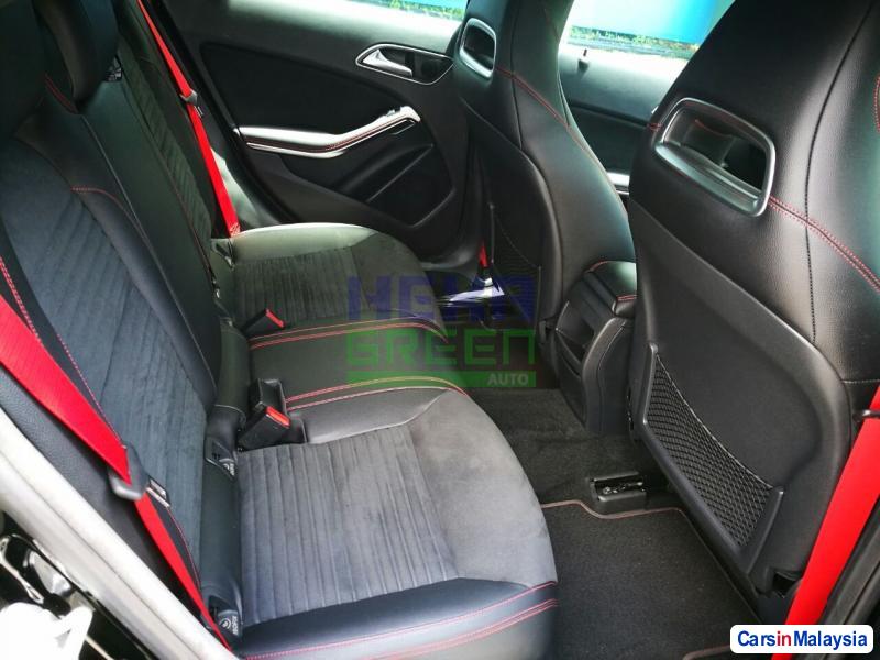 Mercedes Benz A-Class Automatic 2014 - image 8