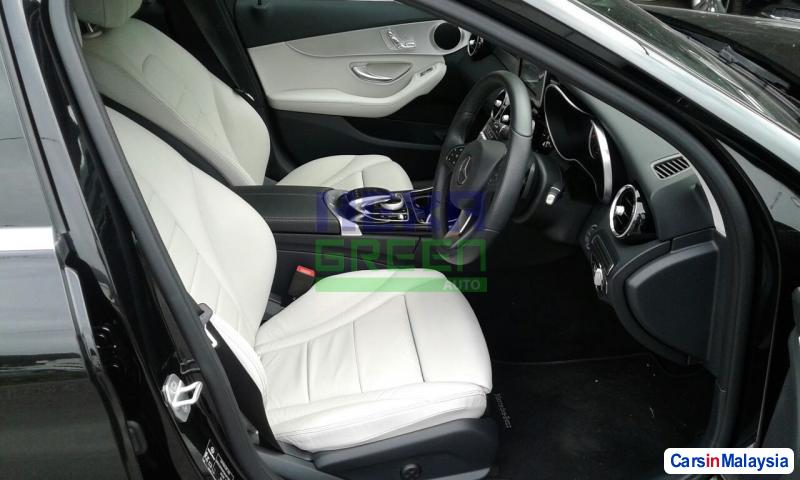 Mercedes Benz C-Class Automatic 2016 - image 8