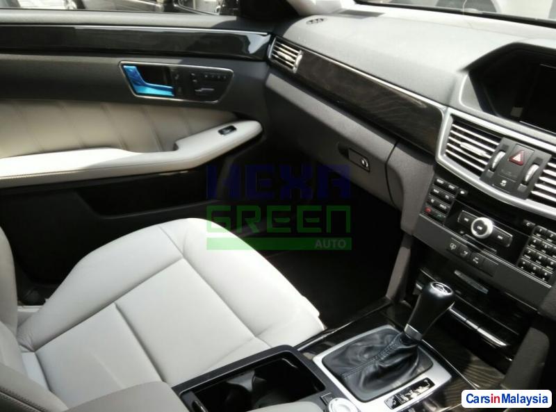 Mercedes Benz E250 CGI Automatic 2010 - image 9