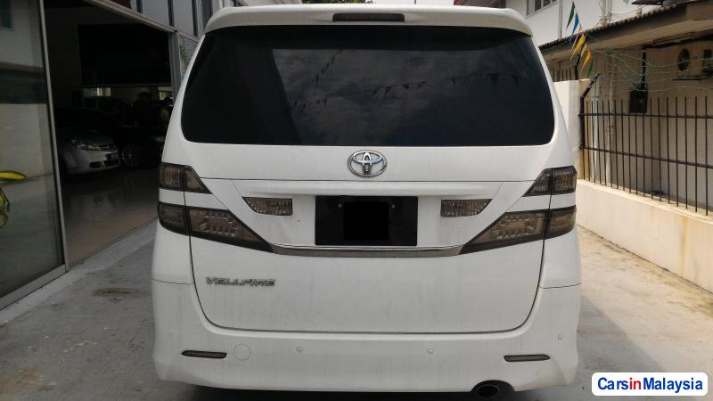 Toyota Vellfire Automatic 2008