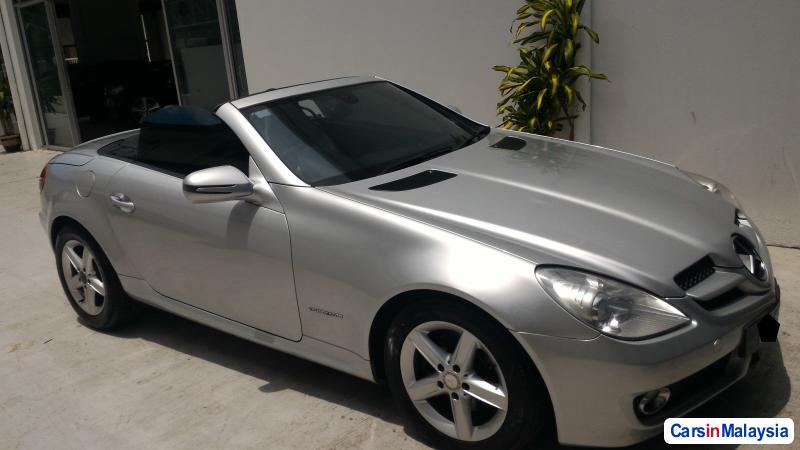 Mercedes Benz SLK200 Automatic 2008 - image 2