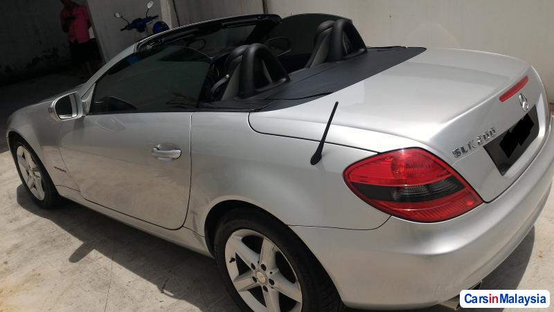 Mercedes Benz SLK200 Automatic 2008 - image 3