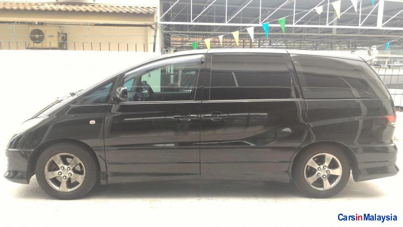 Toyota Estima Automatic 2007 - image 4