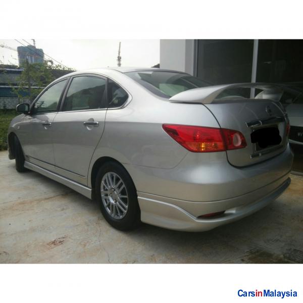 Nissan Sylphy Automatic 2010 - image 5