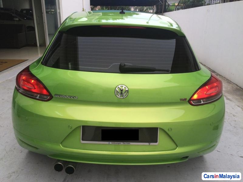 Volkswagen Scirocco Automatic 2011 - image 6