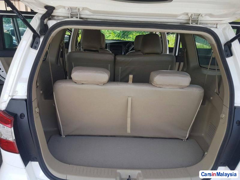 Nissan Grand Livina Automatic 2014 - image 9
