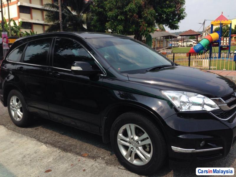 Honda CR-V Automatic 2013 - image 2