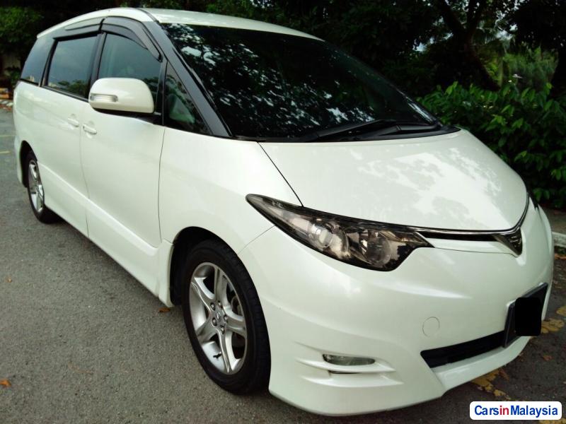 Toyota Estima Automatic 2012