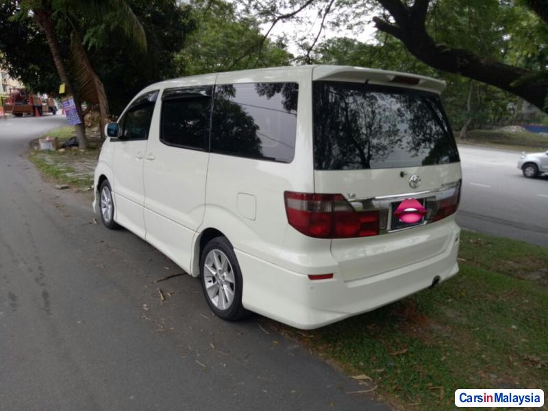 Toyota Alphard in Selangor