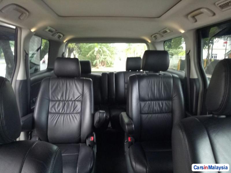 Picture of Toyota Alphard in Malaysia