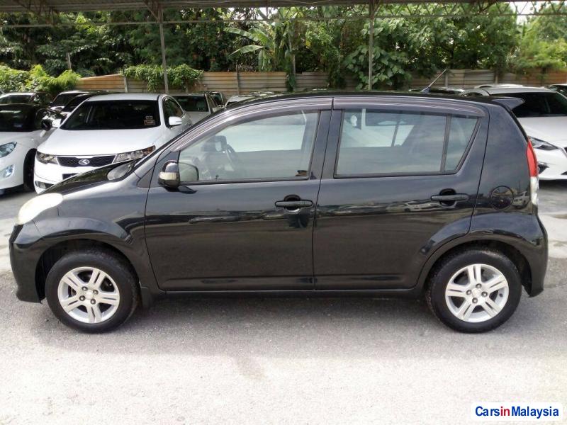 Pictures of Perodua Myvi Automatic 2009