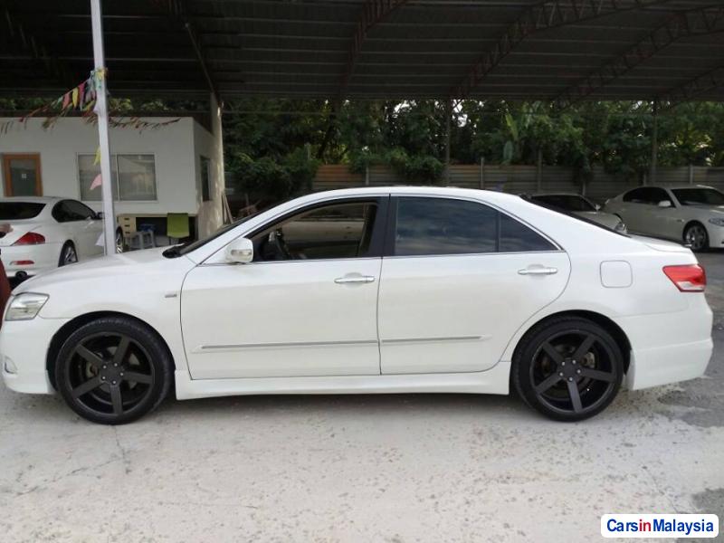 Toyota Camry Automatic 2010 in Kuala Lumpur
