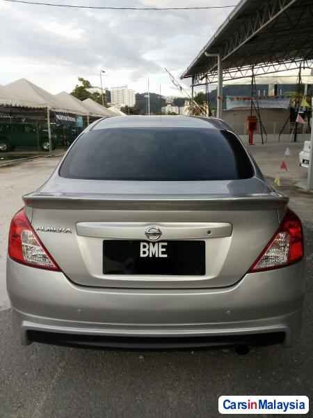 Nissan Almera Automatic 2013 - image 4