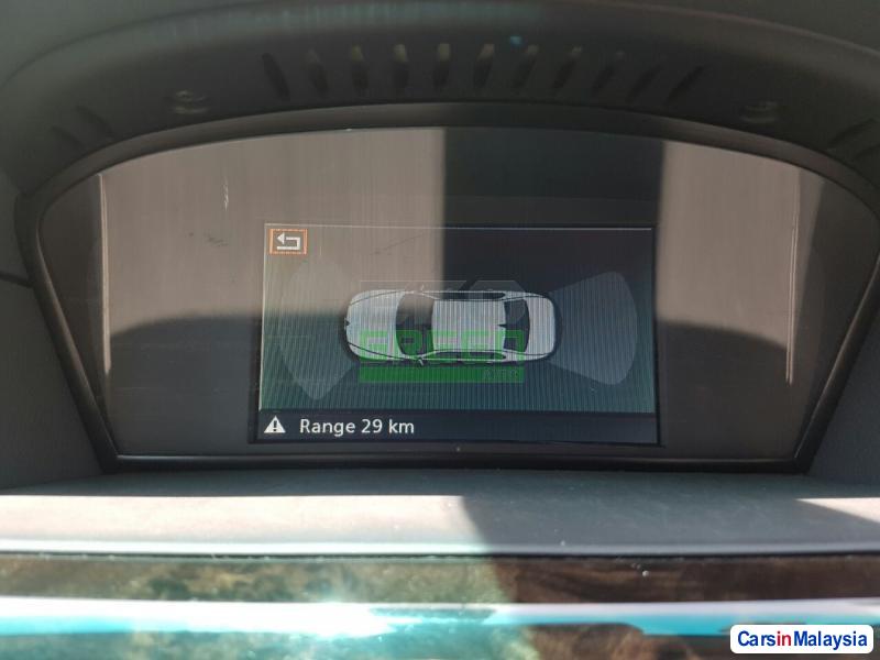 BMW 5 Series Automatic 2005 - image 11