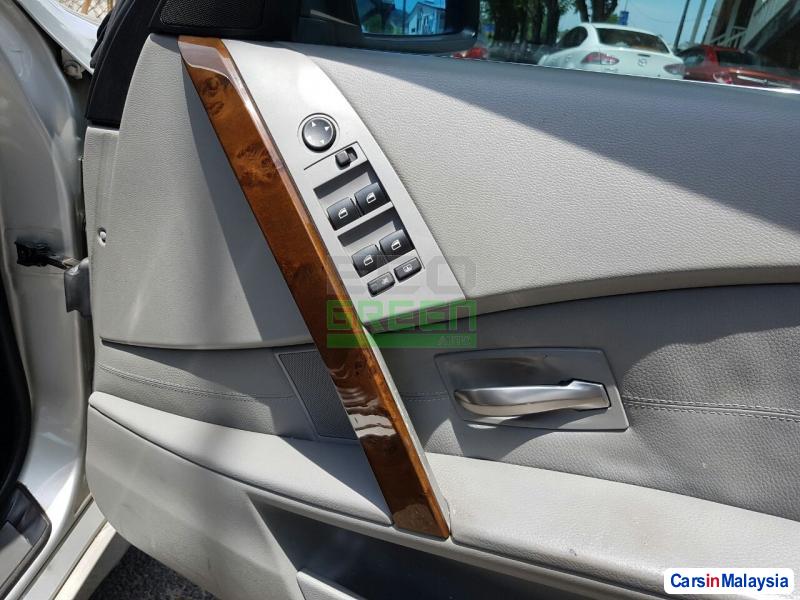 BMW 5 Series Automatic 2005 in Malaysia - image