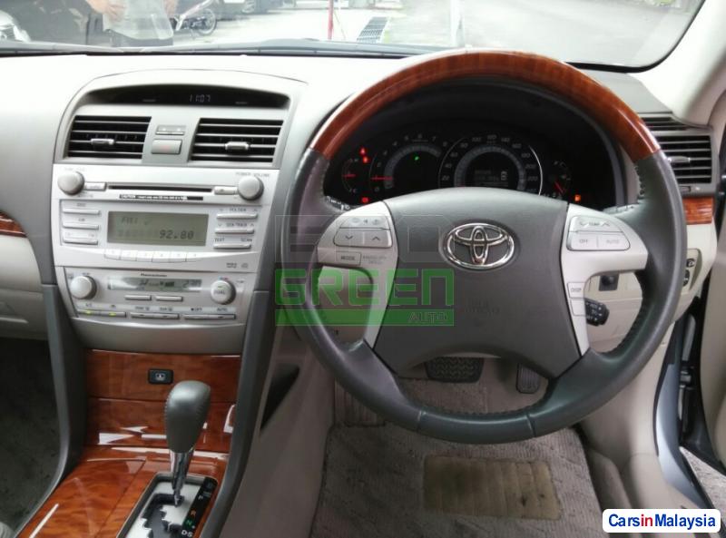 Toyota Camry Automatic 2012 - image 9