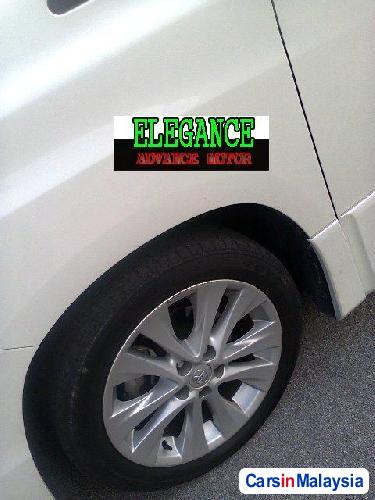 Toyota Vellfire Automatic 2011 in Malaysia