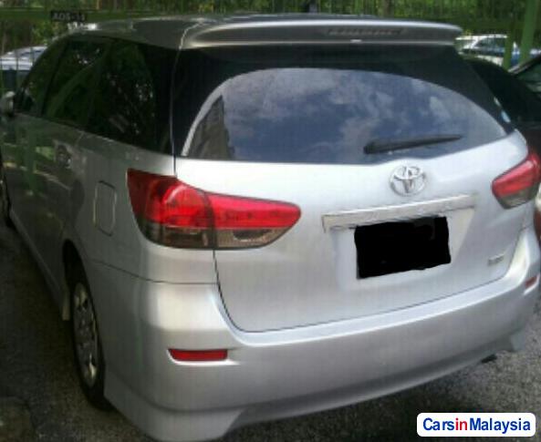 Picture of Toyota Wish 1.8-LITER FAMILY SMALL MPV Automatic 2015