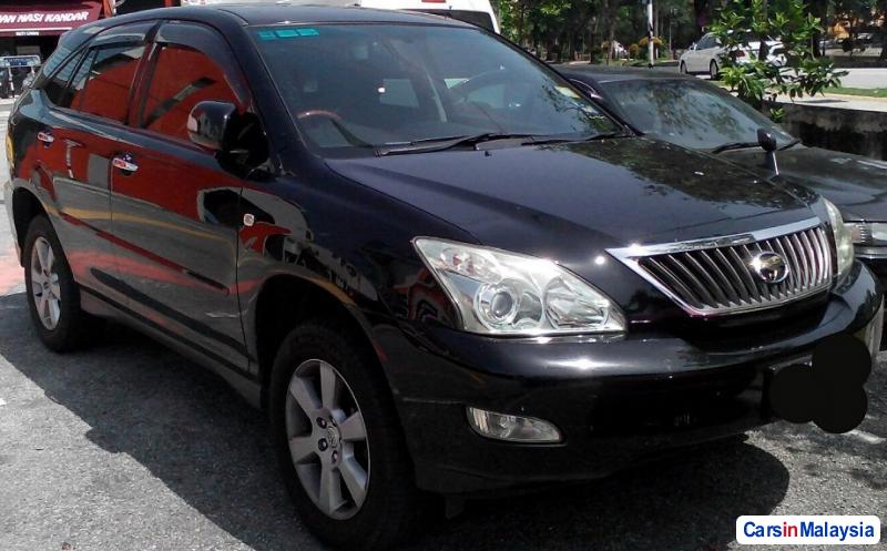 Picture of Toyota Harrier 2.4-LITER LUXURY FAMILY SUV Automatic 2012
