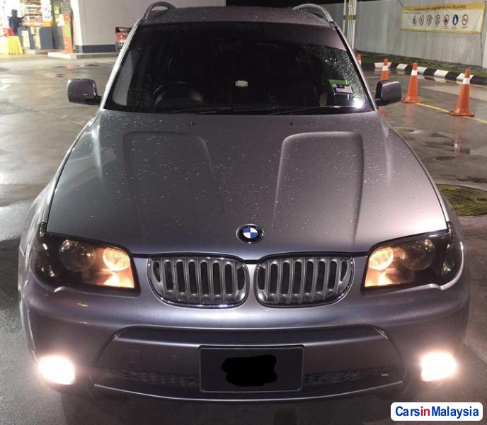 BMW 2.5-LITER LUXURY FAMILY SUV Automatic 2011 - image 2