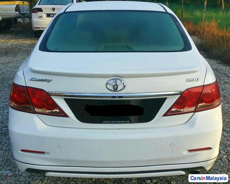 Toyota Camry 2.0-LITER LUXURY SEDAN Automatic 2008 - image 2