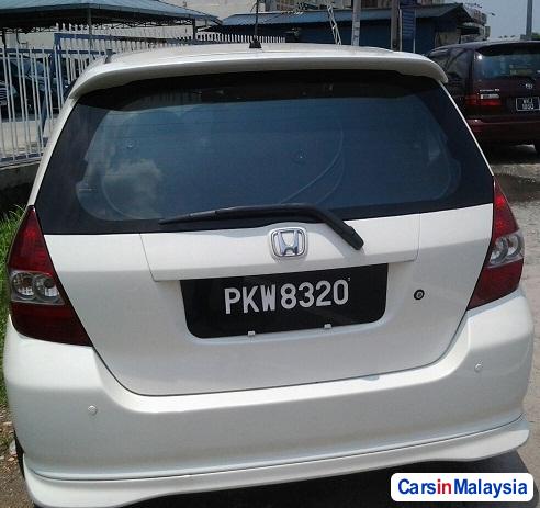 Honda Jazz 1.5-LITER ECONOMY HATCHBACK Automatic 2008 - image 3