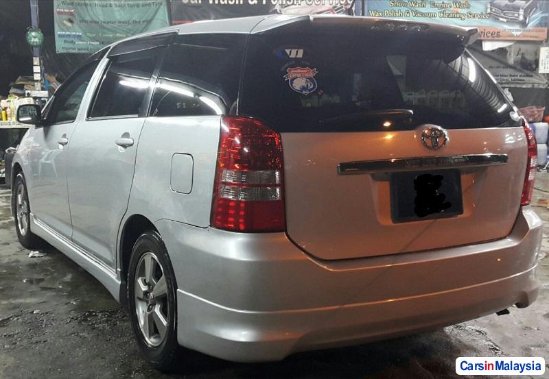 Toyota Wish Automatic 2008 - image 3