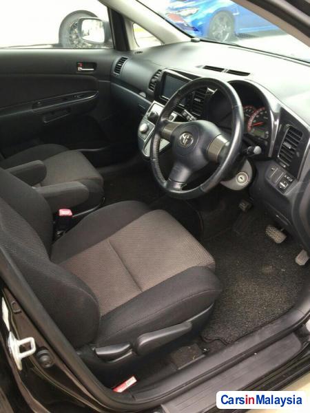 Toyota Wish 1.8-LITER FAMILY SMALL MPV Automatic 2009 in Selangor