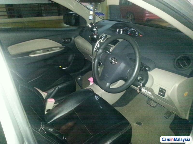 Toyota Vios Automatic 2011 - image 3