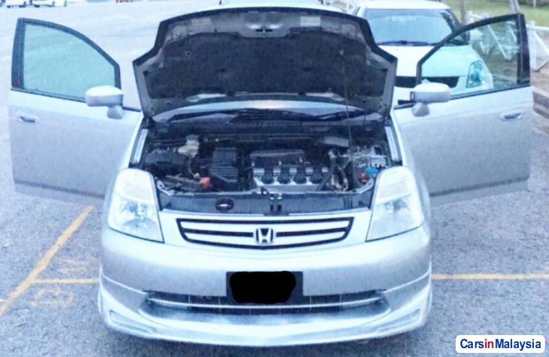 Honda Stream 1.7-LITER MPV Automatic 2003 in Selangor