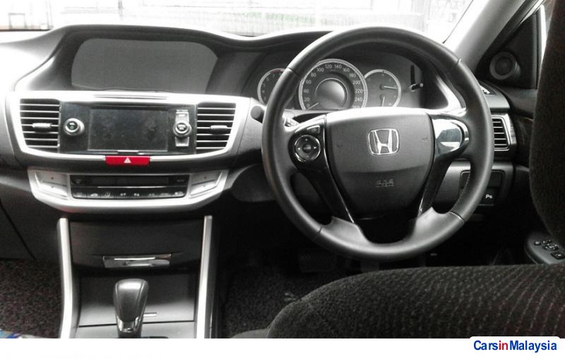 Honda Accord 2.4-LITER LUXURY SEDAN Automatic 2012 in Malaysia