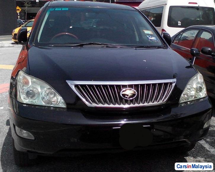 Toyota Harrier 2.4-LITER LUXURY FAMILY SUV Automatic 2012 in Malaysia