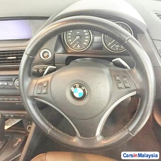 BMW 2.0-LITER LUXURY FAMILY SUV Automatic 2011 in Malaysia