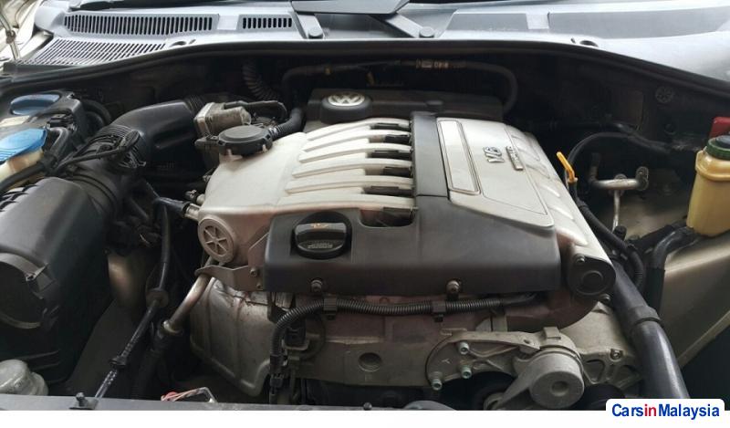 Picture of Volkswagen Touareg Automatic 2010 in Selangor
