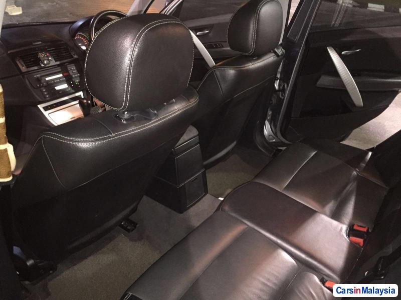 Picture of BMW 2.5-LITER LUXURY FAMILY SUV Automatic 2011 in Selangor