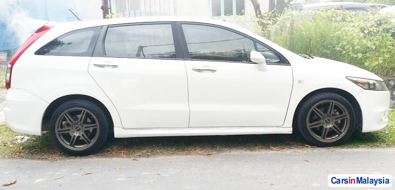 Picture of Honda Stream 1.8-LITER FAMILY MPV Automatic 2009 in Selangor